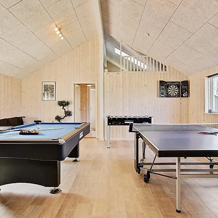 20 Person In Hasselberg